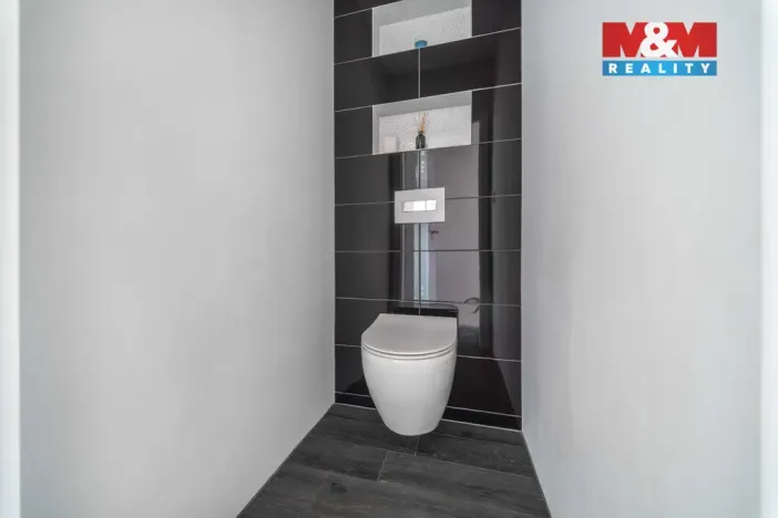 Prodej bytu 3+kk, Praha - Lhotka, Novodvorská, 67 m2