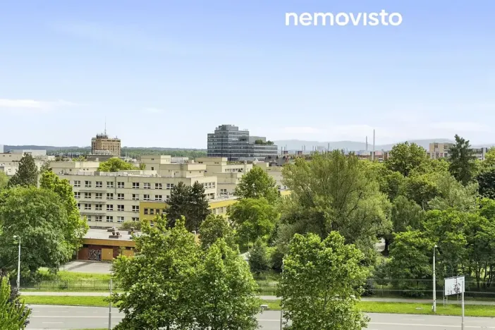 Prodej bytu 3+1, Ostrava, Varenská, 65 m2