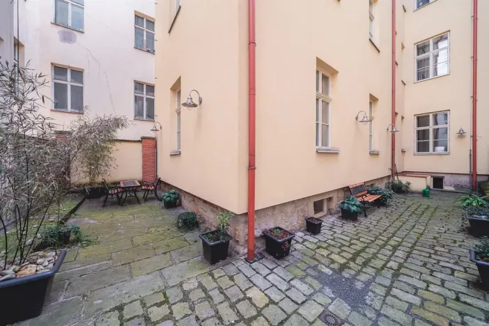 Pronájem bytu 1+1, Plzeň - Vnitřní Město, Veleslavínova, 38 m2