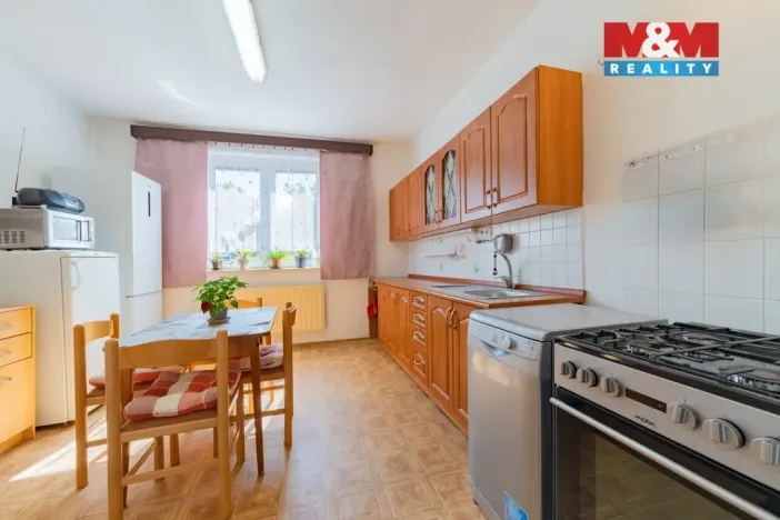 Prodej rodinného domu, Březová, Gen. Svobody, 294 m2
