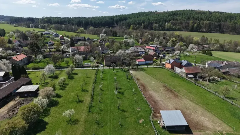 Prodej pozemku pro bydlení, Bouzov, 3974 m2