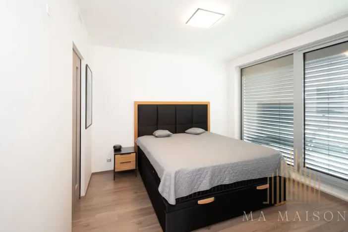 Pronájem bytu 2+kk, Praha - Libeň, Kurta Konráda, 55 m2
