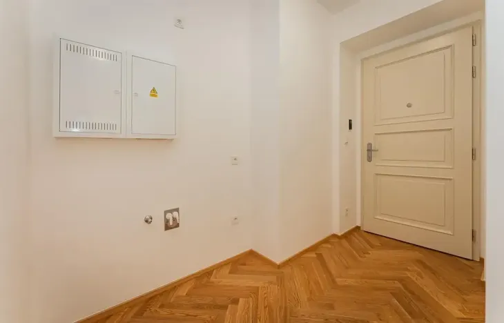 Pronájem bytu 2+kk, Praha - Žižkov, Seifertova, 46 m2