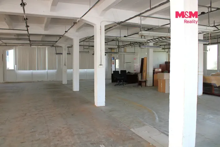 Pronájem skladu, Nová Paka, Kotíkova, 360 m2