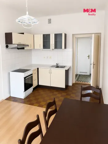 Pronájem bytu 1+1, Pardubice, Na Bukovině, 48 m2