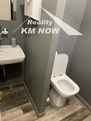 Pronájem obchodního prostoru, Kroměříž, Gen. Svobody, 139 m2