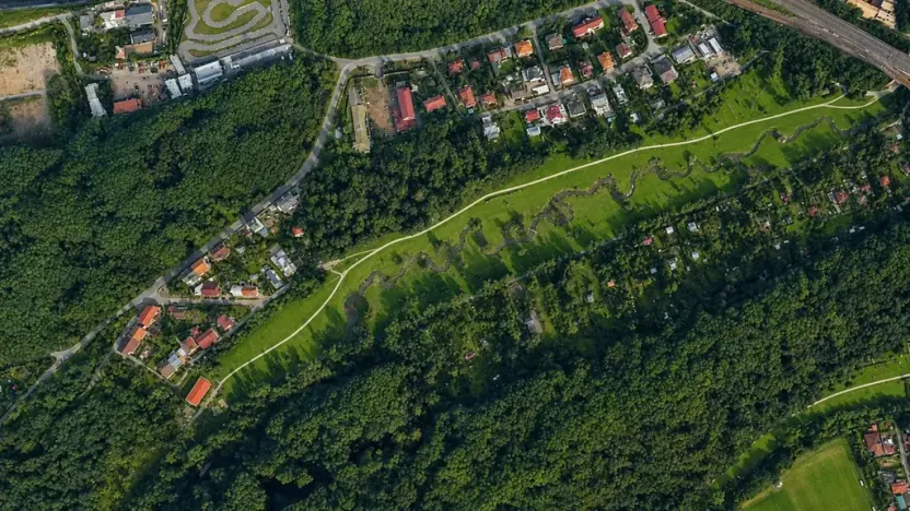 Pronájem bytu 2+kk, Praha - Hrdlořezy, Mezitraťová, 48 m2