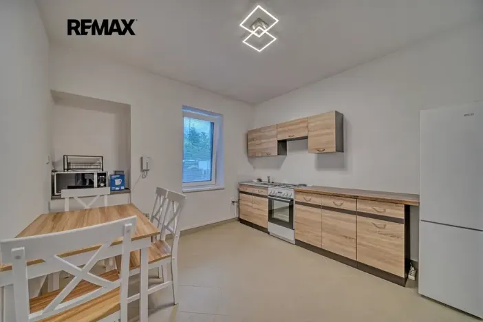 Pronájem bytu 2+1, Poděbrady, Na Hrázi, 47 m2