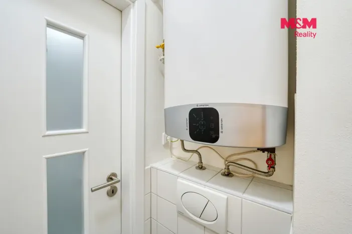 Prodej bytu 1+kk, Plzeň - Doubravka, Habrmannovo náměstí, 30 m2