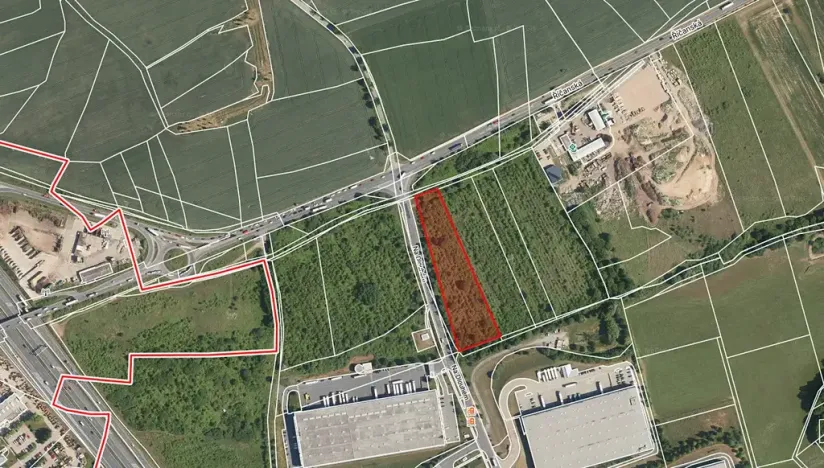 Pronájem komerčního pozemku, Praha, 9000 m2