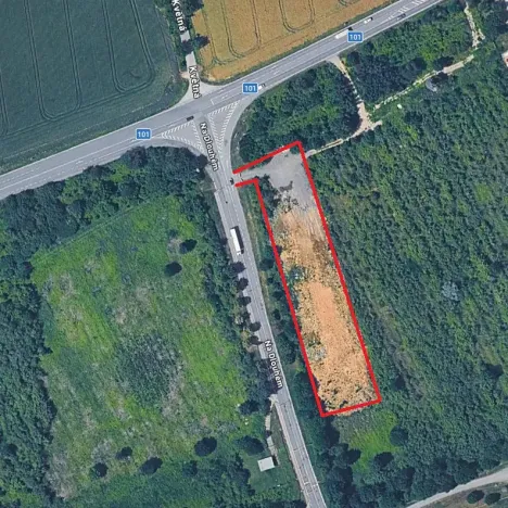Pronájem komerčního pozemku, Praha, 2000 m2