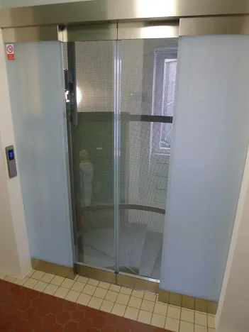 Pronájem bytu 1+kk, Praha - Dejvice, Wuchterlova, 36 m2