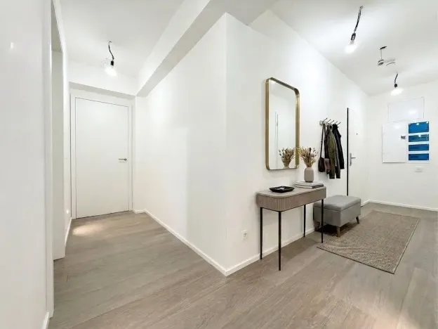 Prodej bytu 5+kk, Praha - Holyně, náměstí Pod lípou, 150 m2