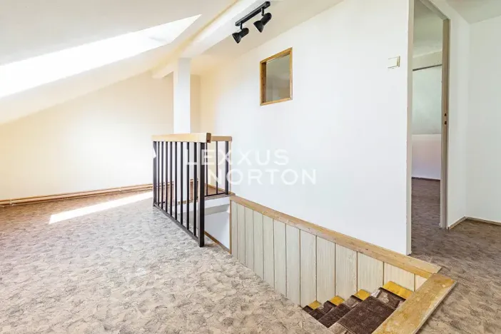 Pronájem rodinného domu, Praha - Řepy, Doubravínova, 480 m2