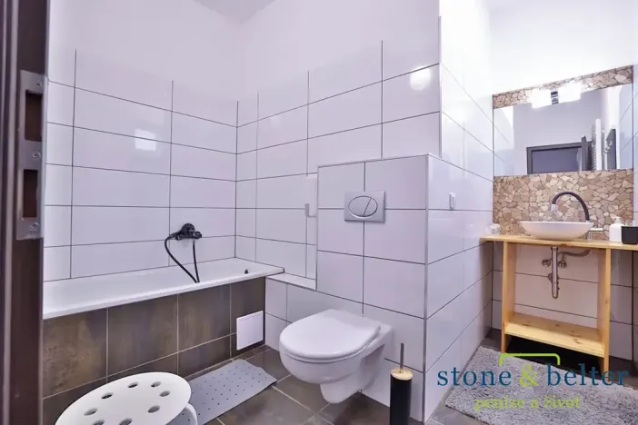 Prodej ubytování, Kolín, Slovenská, 394 m2