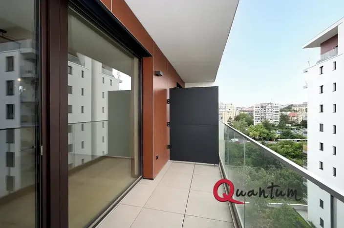 Pronájem bytu 2+kk, Praha - Hrdlořezy, V třešňovce, 46 m2