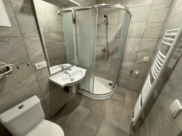 Pronájem bytu 2+kk, Bělá pod Bezdězem, Masarykovo náměstí, 41 m2