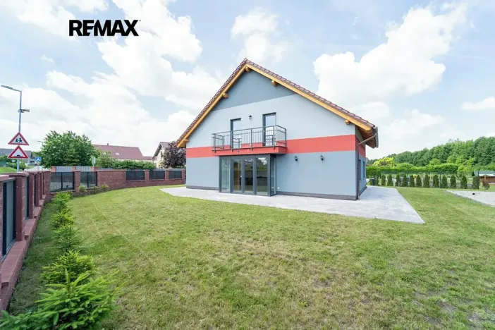 Prodej rodinného domu, Všechlapy, 180 m2