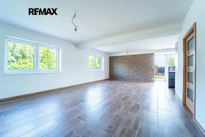 Prodej rodinného domu, Všechlapy, 180 m2