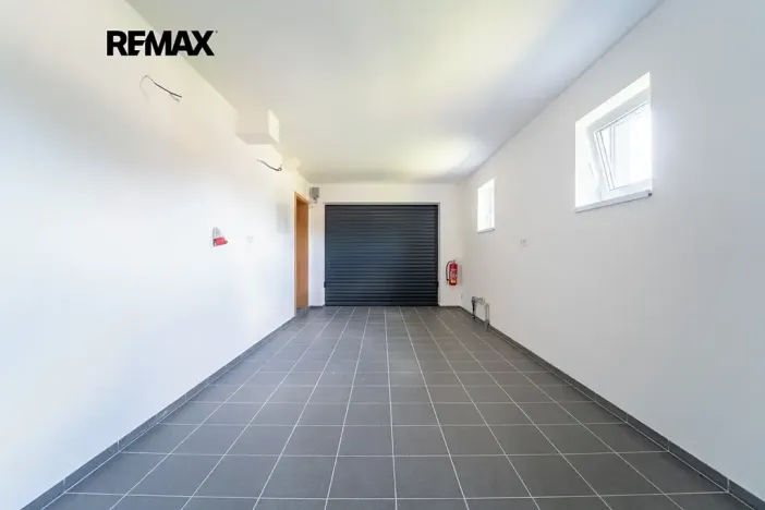 Prodej rodinného domu, Všechlapy, 180 m2