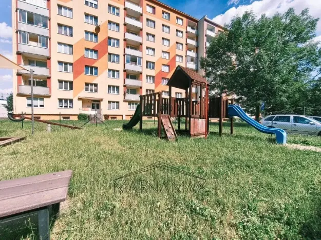 Prodej bytu 3+1, Kadaň, Školní, 56 m2