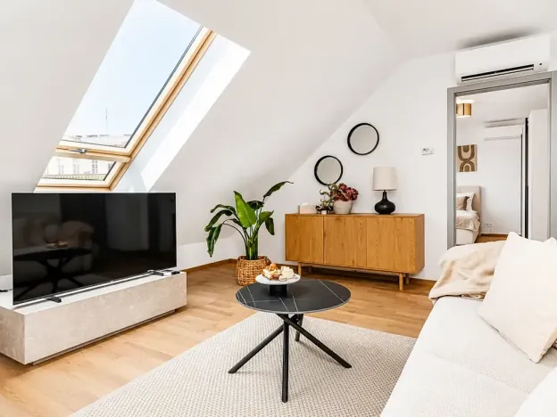 Pronájem bytu 2+kk, Praha - Smíchov, Bieblova, 57 m2