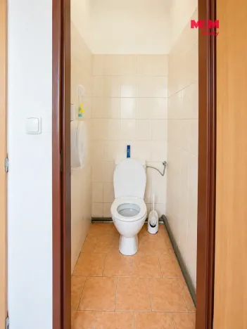 Pronájem obchodního prostoru, Králův Dvůr, Plzeňská, 405 m2