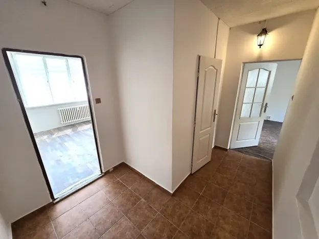 Prodej bytu 3+1, Postoloprty, Jiráskovo náměstí, 65 m2