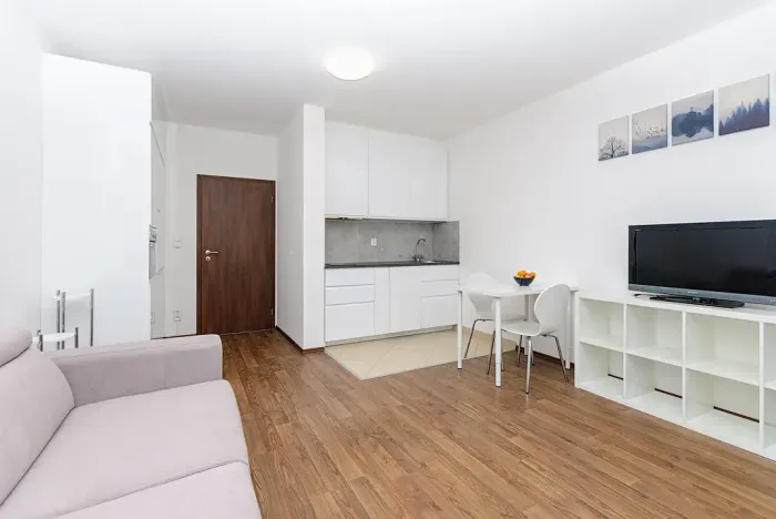Pronájem bytu 1+kk, Praha - Stodůlky, Svitákova, 29 m2
