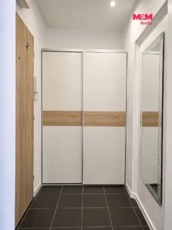 Pronájem bytu 2+kk, Hradec Králové - Nový Hradec Králové, Durychova, 47 m2