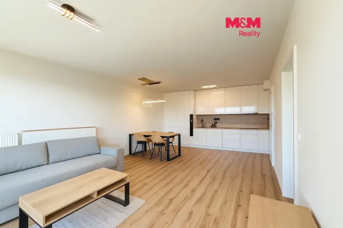 Pronájem bytu 2+kk, Kladno, Ke křížku, 54 m2
