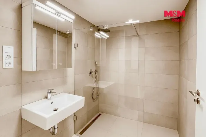 Pronájem bytu 2+kk, Kladno, Ke křížku, 54 m2