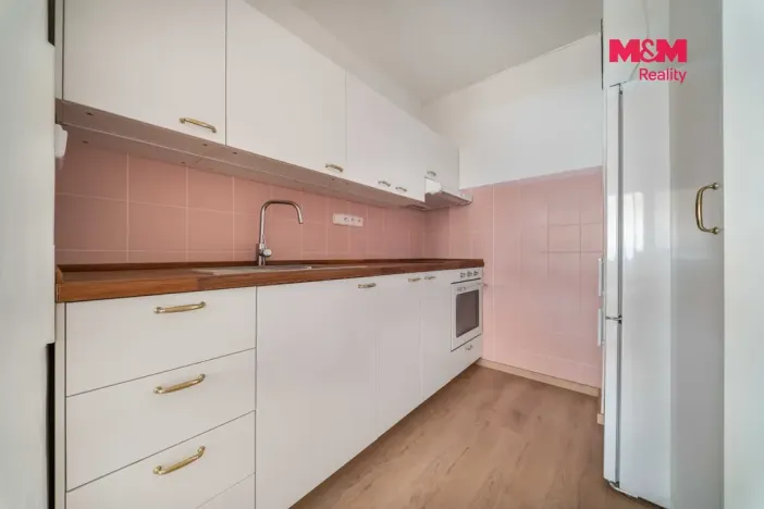 Pronájem bytu 2+kk, Praha, Bruslařská, 40 m2