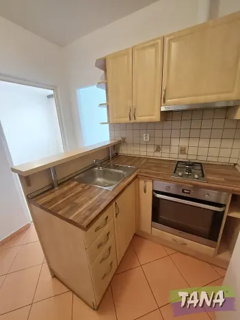 Pronájem bytu 2+kk, Turnov, Diamantová, 35 m2