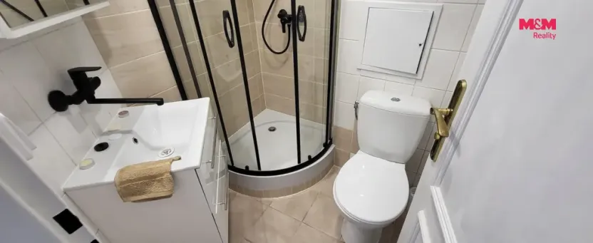 Pronájem bytu 1+kk, Praha - Prosek, Prosecká, 13 m2