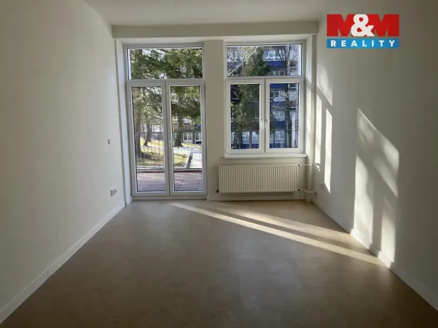 Pronájem bytu 2+kk, Kopřivnice, Komenského, 70 m2