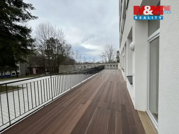 Pronájem bytu 2+kk, Kopřivnice, Komenského, 70 m2