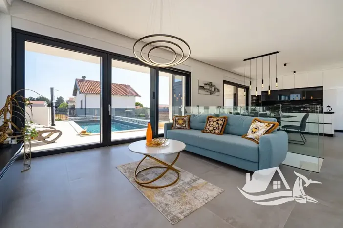 Prodej vily, Vrsi, Chorvatsko, 210 m2