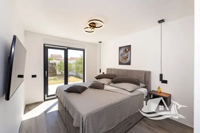 Prodej vily, Vrsi, Chorvatsko, 210 m2