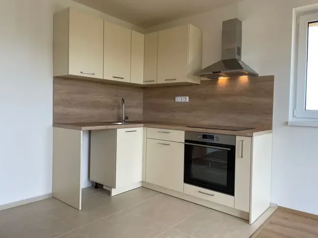 Pronájem bytu 2+kk, Říčany, Platanová, 58 m2