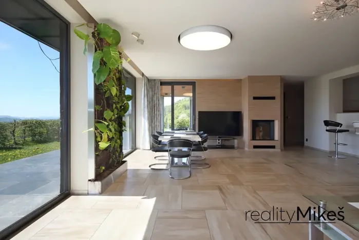 Prodej rodinného domu, Křižany, 470 m2