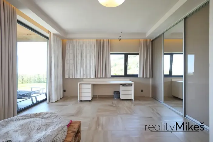 Prodej rodinného domu, Křižany, 470 m2