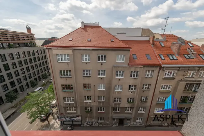 Pronájem bytu 2+kk, Praha - Holešovice, Poupětova, 64 m2