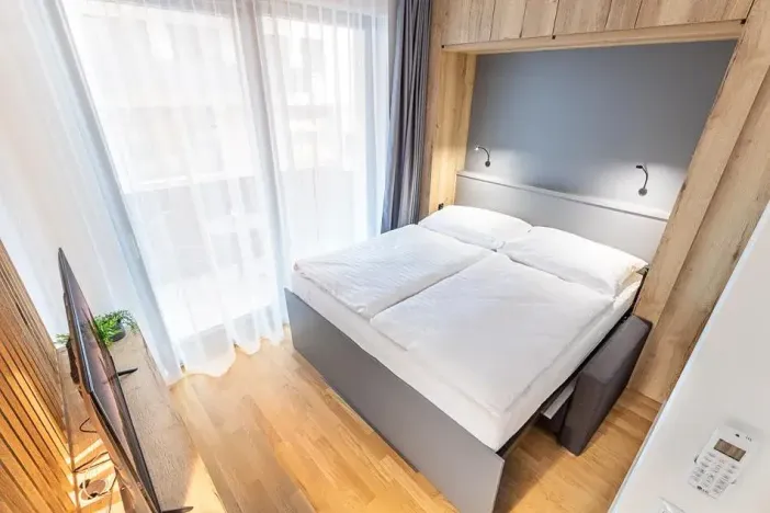 Pronájem bytu 1+kk, Praha - Žižkov, Seifertova, 31 m2