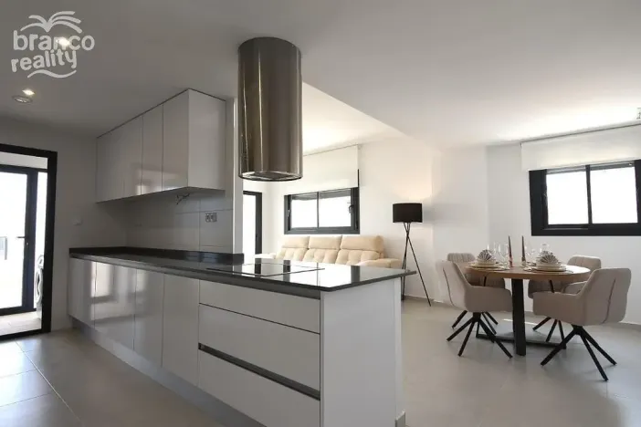 Prodej bytu 4+kk, San Miguel de Salinas, Alicante, Španělsko, 118 m2