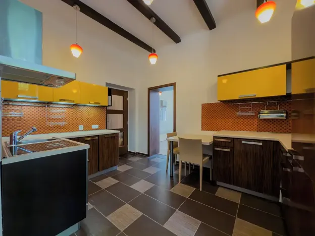 Prodej bytu 3+1, Karlovy Vary, Na Vyhlídce, 90 m2