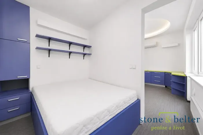 Prodej bytu 1+1, Praha - Vysočany, Kolbenova, 80 m2