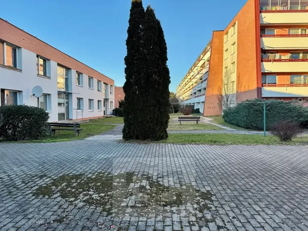 Pronájem bytu 1+1, Zlín, U Trojáku, 36 m2