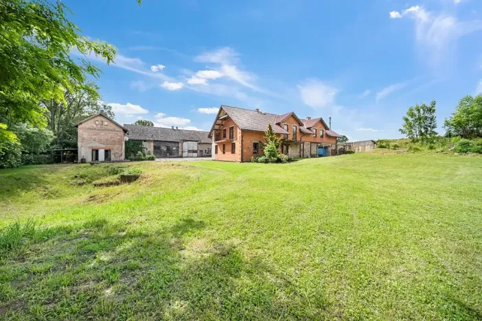 Prodej obchodního prostoru, Jičín, 286 m2