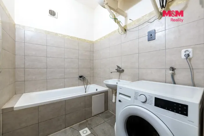 Pronájem bytu 2+1, Dalovice, Průběžná, 42 m2
